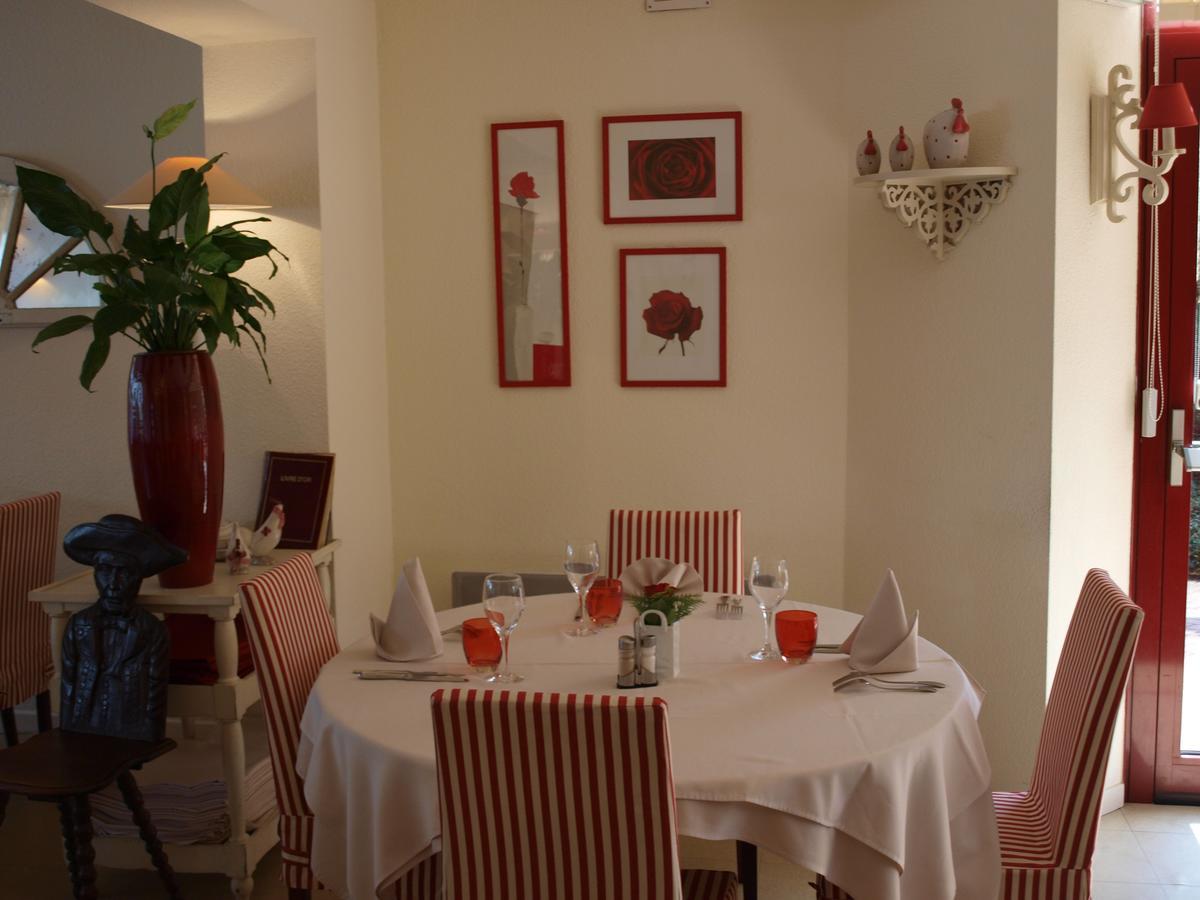Hotel Restaurant Aux Sapins Танн Екстер'єр фото